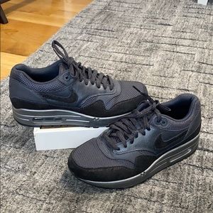 Nike Air Max Metallic Gray Sneakers